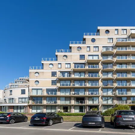 Maurice With Balcony By Interhome Lejlighed *