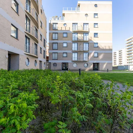 Maurice With Balcony By Interhome Appartement